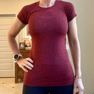 Lululemon Swiftly Short Sleeve Sz 6